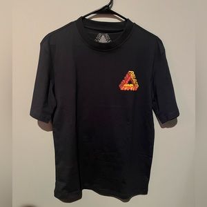 Palace tee // Brand new